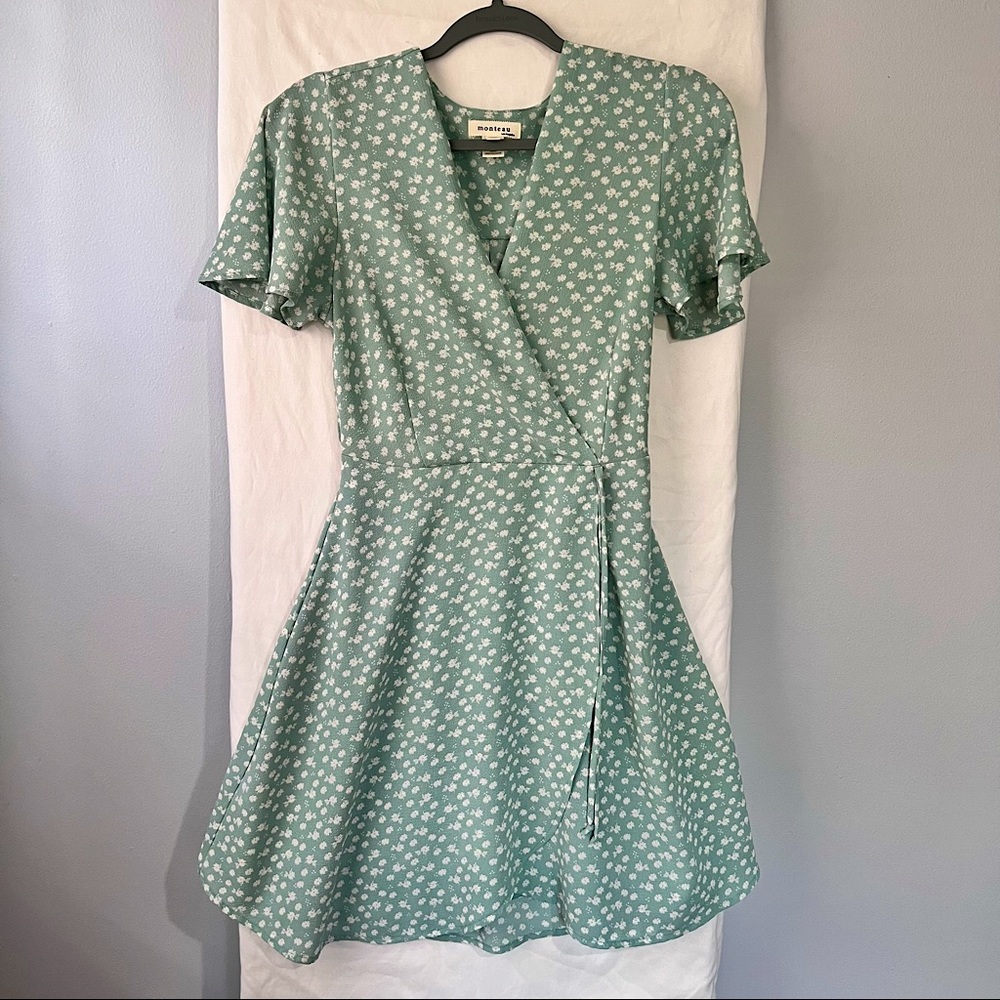 Monteau Casual Green Floral Print Front Tie Sundress in Women’s Size Medium